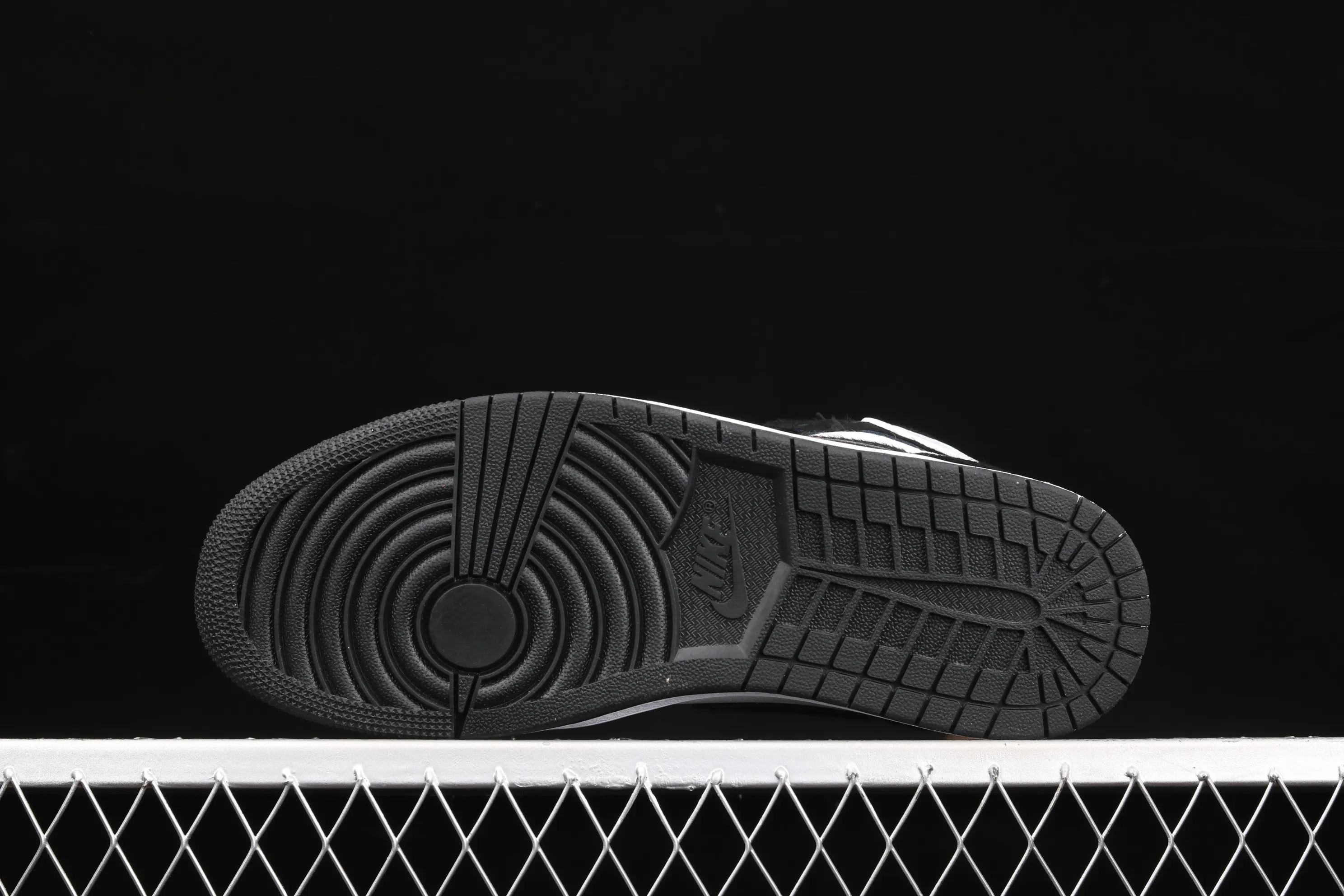All categories Air Jordan Jordan series basketball shoes Air Jordan 1 High Air Jordan 1 Retro High OG AJ Joe 1 Panda color CD0461-007